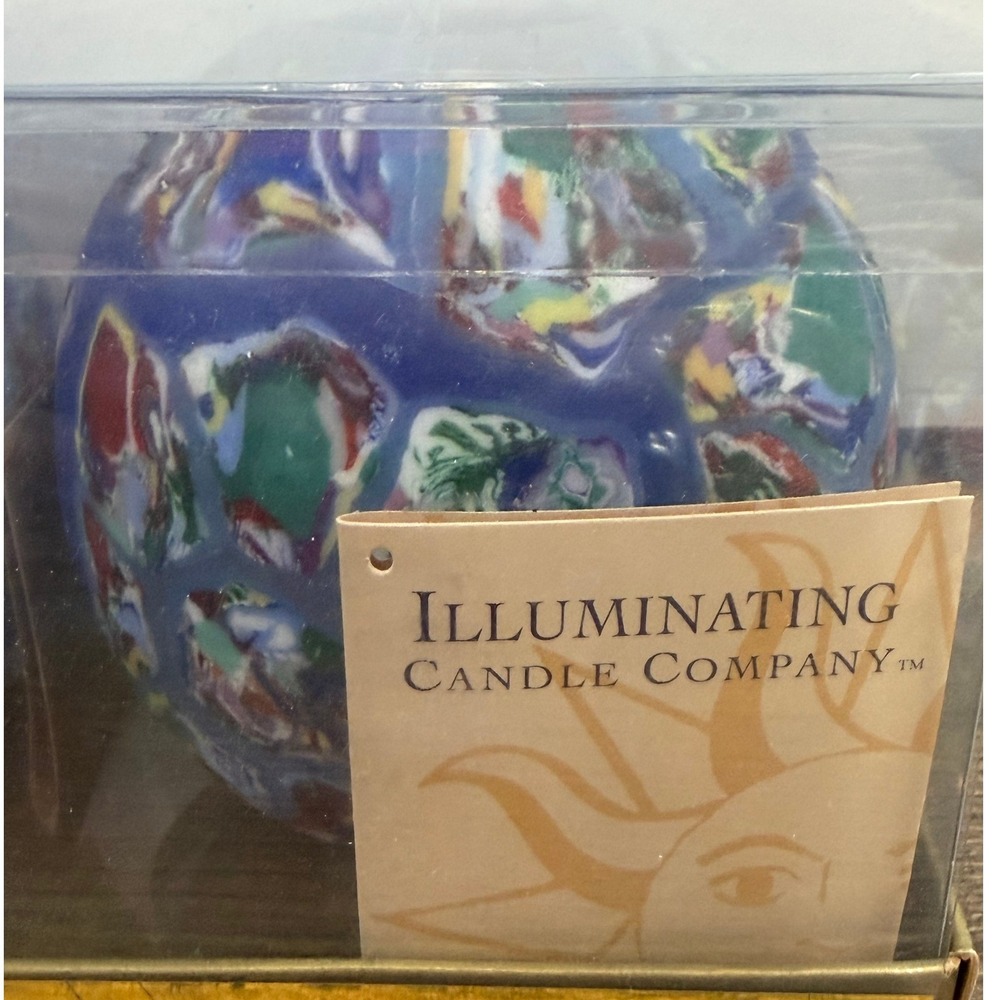 2 Vintage Globe Swirl Candles Illuminating Candle Co Globe Ball New in Box - Picture 2 of 15